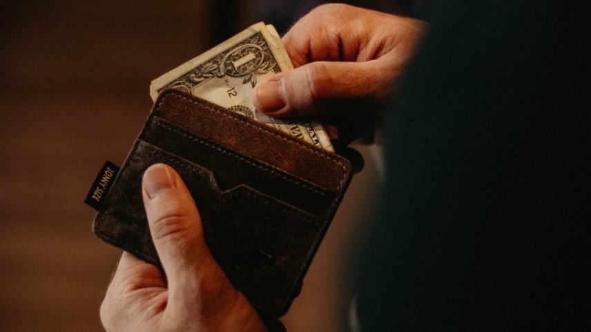 4 greşeli din cauza cărora pierzi banii