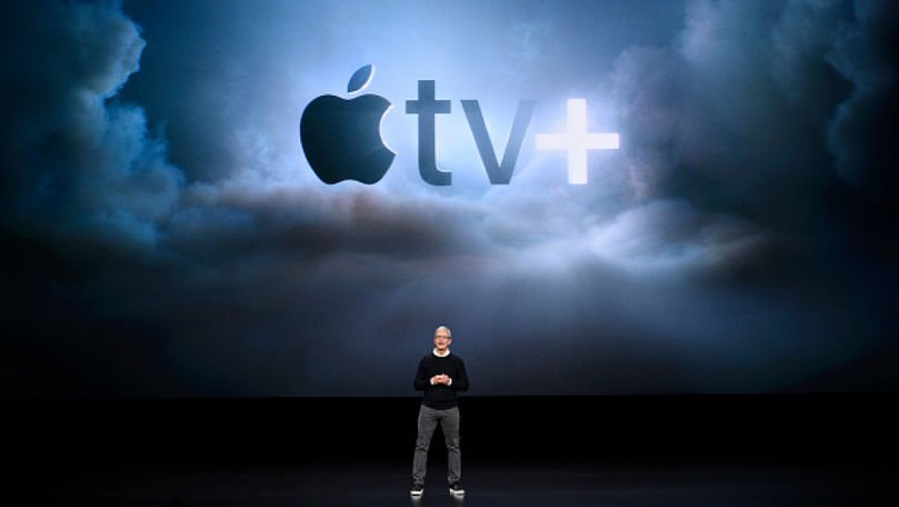 Apple a lansat un serviciu de televiziune, filme și carduri de credit