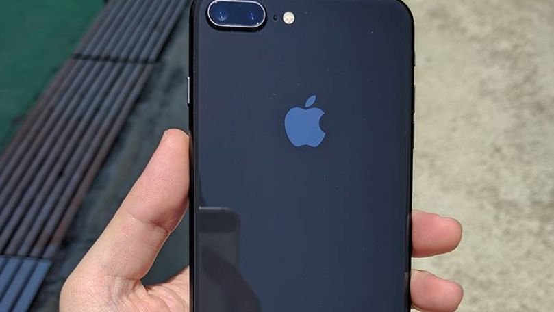 Apple va oferi o carcasă de protecţie oficială pentru iPhone XR, de tip transparent