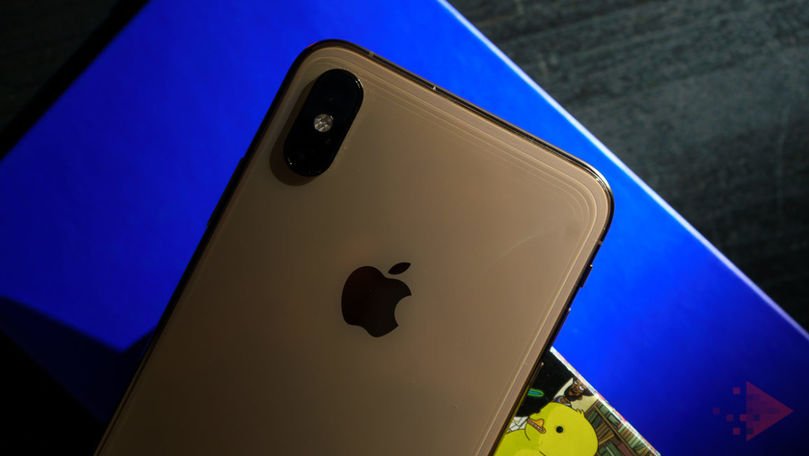 Cum ar putea arăta viitorul iPhone cu trei camere în anul 2019