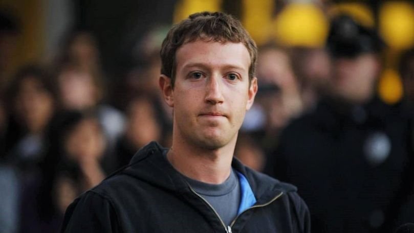 De ce șeful Facebook și-a obligat subalternii să treacă pe Android