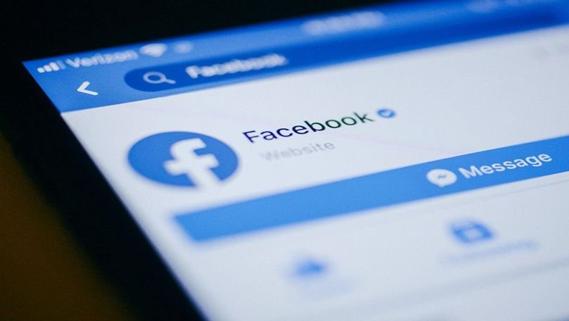 Facebook a înregistrat o creştere a postărilor ce promovează ura şi violenţa