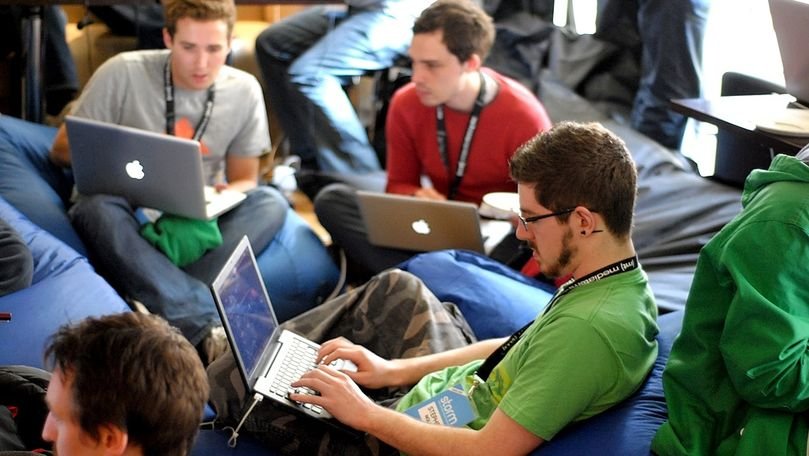 Hackathon la Kiev: Cum să rezovi problemele țării prin soluții digitale