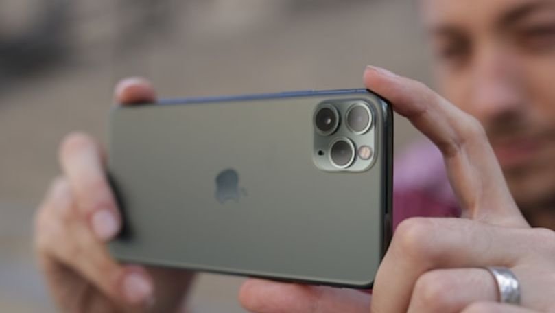 Hackerii au reuşit să deblocheze toate versiunile noi de iOS