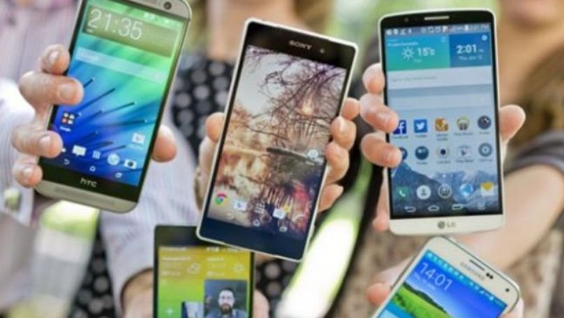 Iniţiativa scriitorului Phil Marso: 6 februarie, ziua fără telefon mobil
