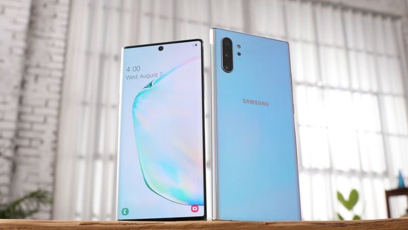 iPhone 11 ar putea avea acelaşi display OLED ca Samsung Galaxy Note 10
