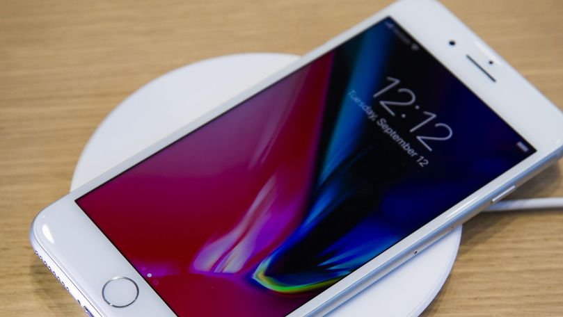 iPhone 8, reparat într-un service neoficial, va înceta să funcţioneze