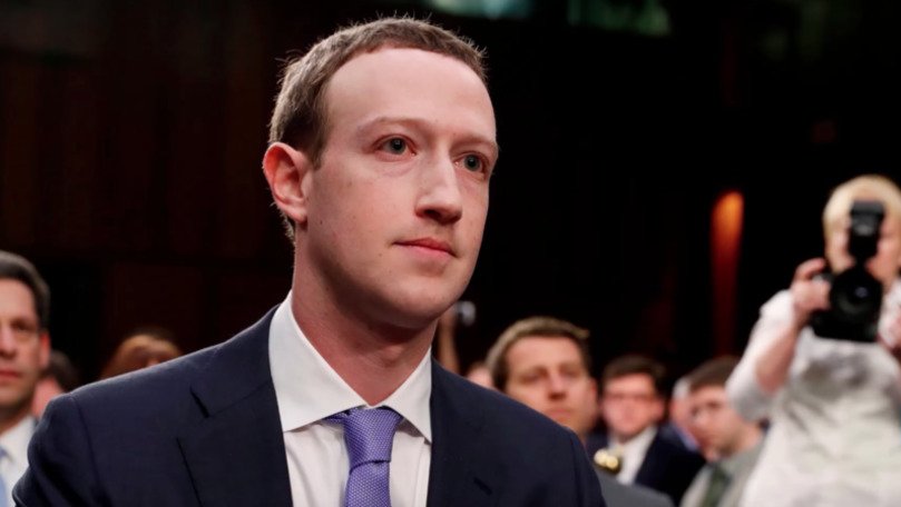 Mark Zuckerberg: Facebook elimină miliarde de conturi false pe an