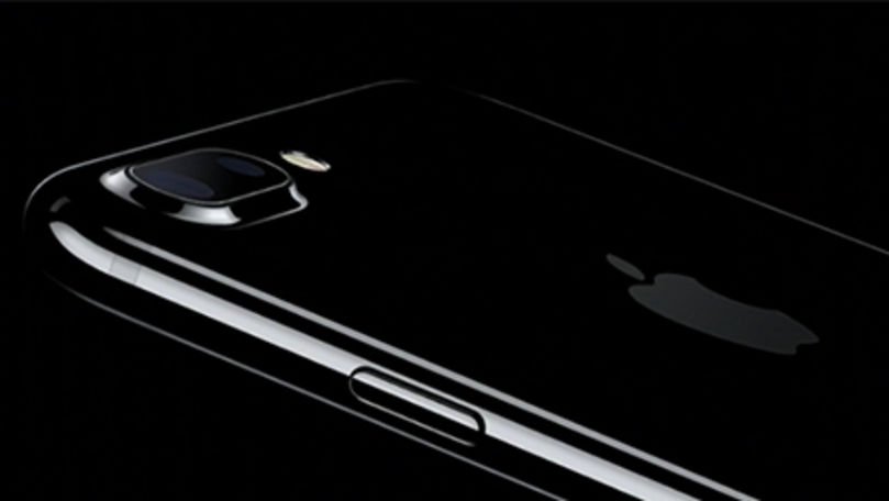 Noi detalii despre cele trei telefoane pe care Apple le va lansa anul acesta