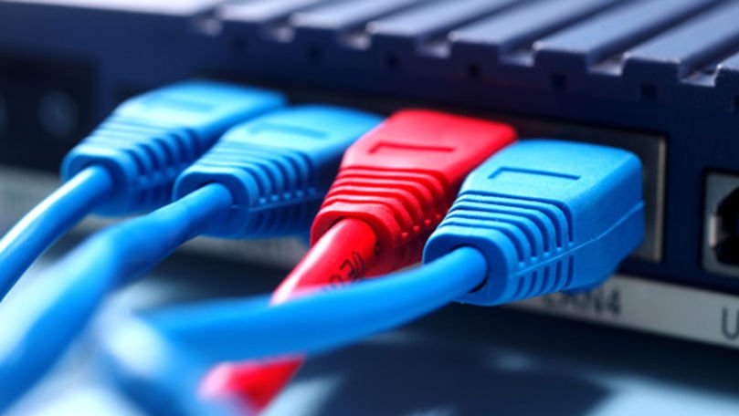 Numărul de abonați la serviciile de internet fix, în creștere