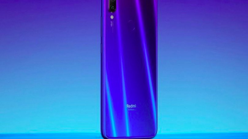 O companie va produce smartphone-uri care se încarcă de la soare