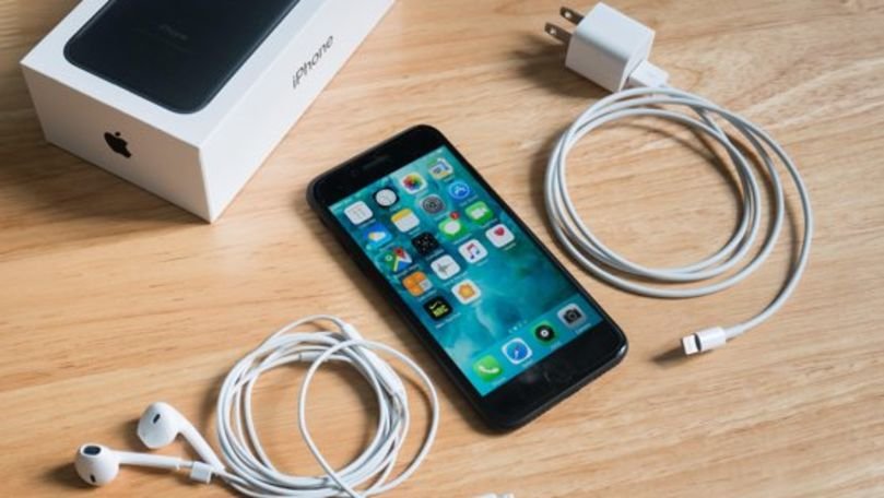 O importantă reţea de socializare spionează utilizatorii de iPhone