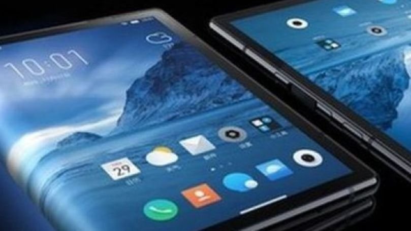 Primul smartphone pliabil din lume a fost lansat în China