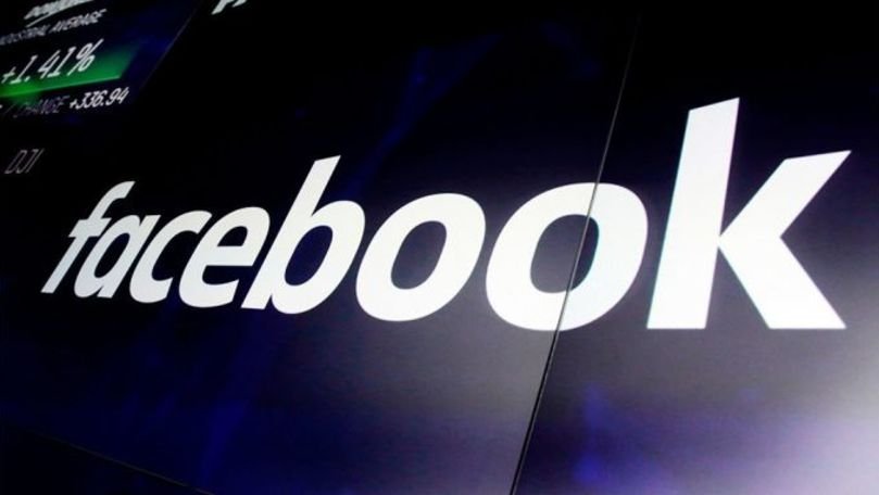 Respectarea vieţii private: Facebook suspendă zeci de mii de aplicaţii