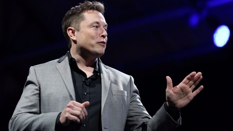 Sateliții lui Musk vor zbura deasupra Moldovei. Când îi veți putea vedea