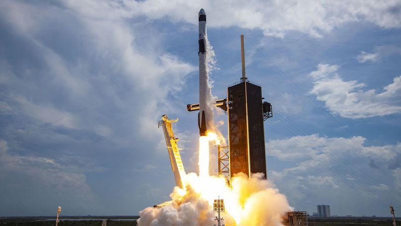 SpaceX a lansat racheta Falcon 9 pentru o misiune secretă a guvernului SUA