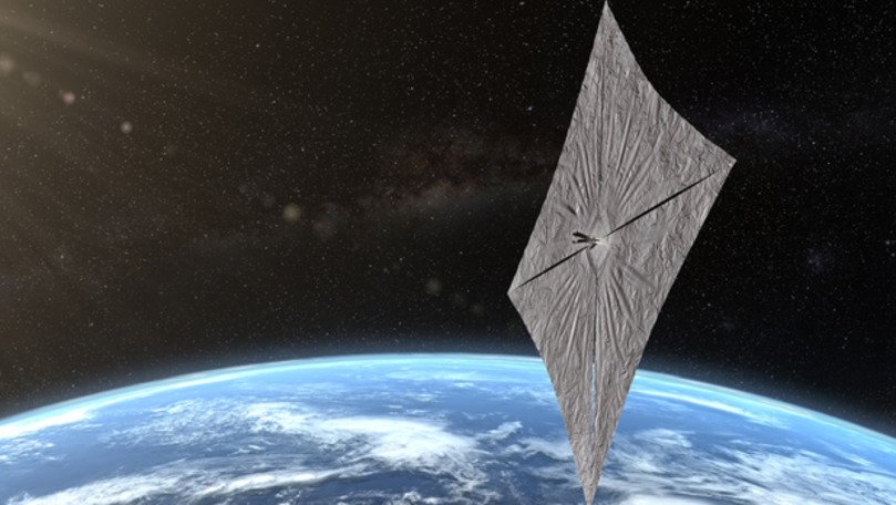 SpaceX va lansa o navă cu pânze solare, imaginată de Carl Sagan
