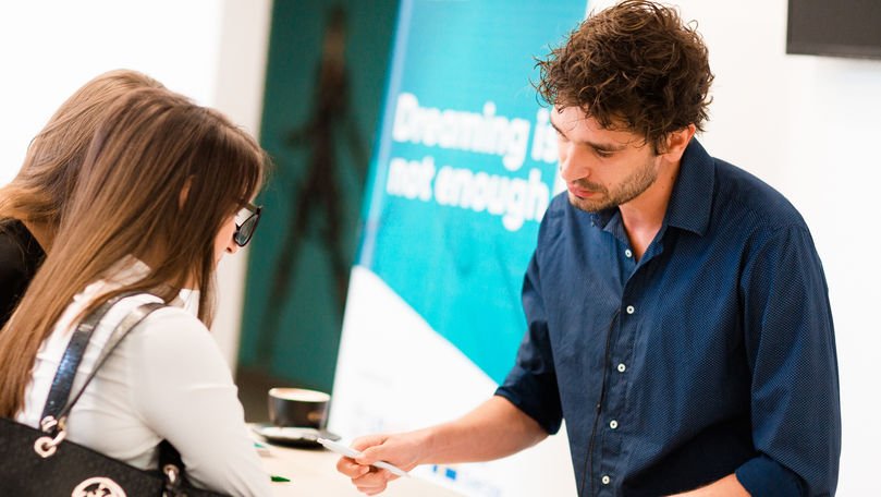 Startup Academy: Tinerii din Moldova pot modela viitorul țării și al omenirii