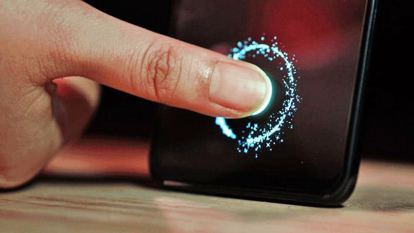 Țara din UE care îți permite să ții buletinul pe telefon
