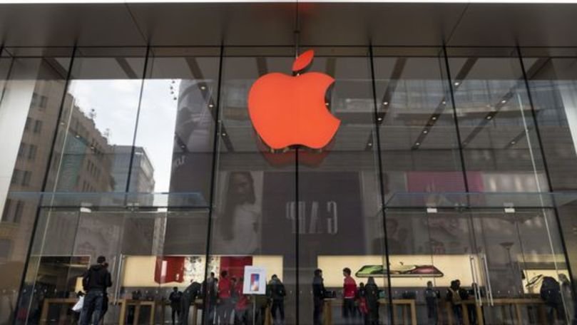 Trei noi modele de iPhone, prezentate în septembrie de Apple, anunţă presa americană