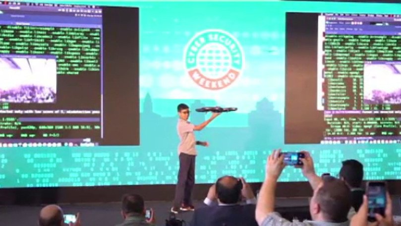 Un băiat de 13 ani a spart sistemul de securitate al unei drone militare