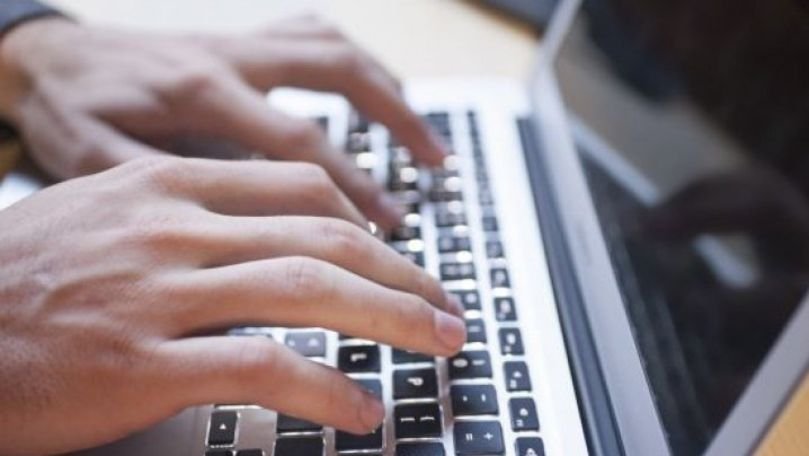 Vânzările globale de calculatoare personale au crescut în 2019 pentru prima dată