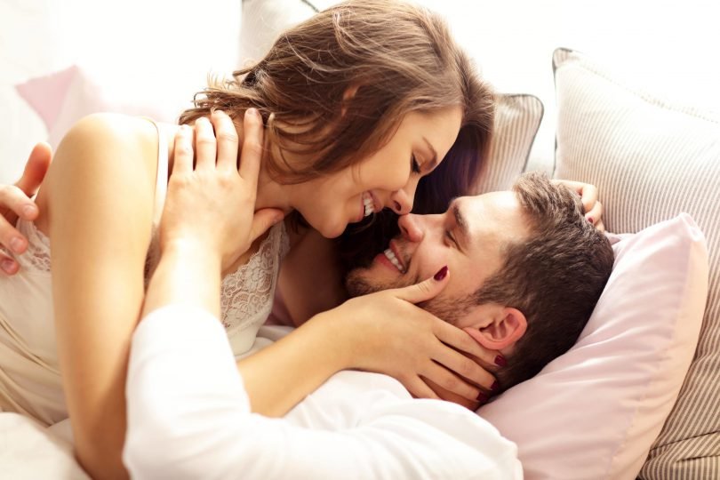 Vrei să îți înnebunești partenerul? Află care sunt zonele erogene masculine