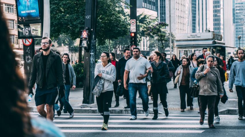 Viața ta se va schimba atunci când vei înceta să-ți faci griji pentru ce cred alții