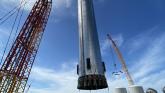 Musk a publicat fotografii cu racheta Super Heavy cu motoare Raptor foto-05
